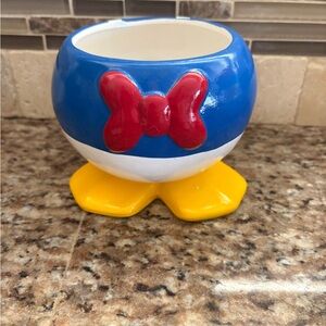 Disney Donald Duck Ceramic Planter